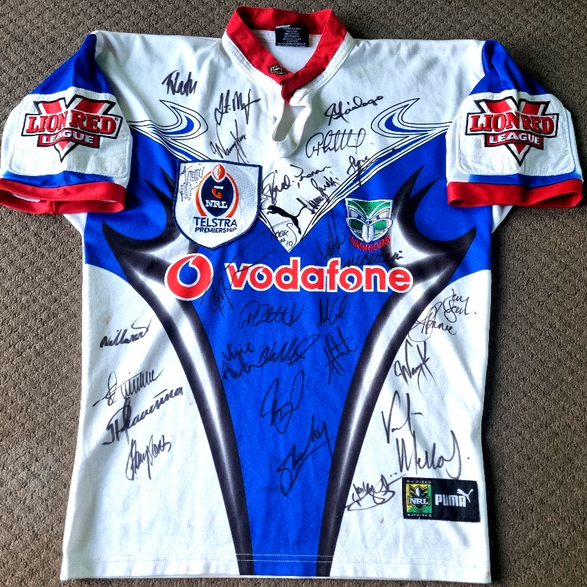 2002 away jersey 1.jpg