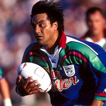 Se'e Solomona 1995 1 crop.webp